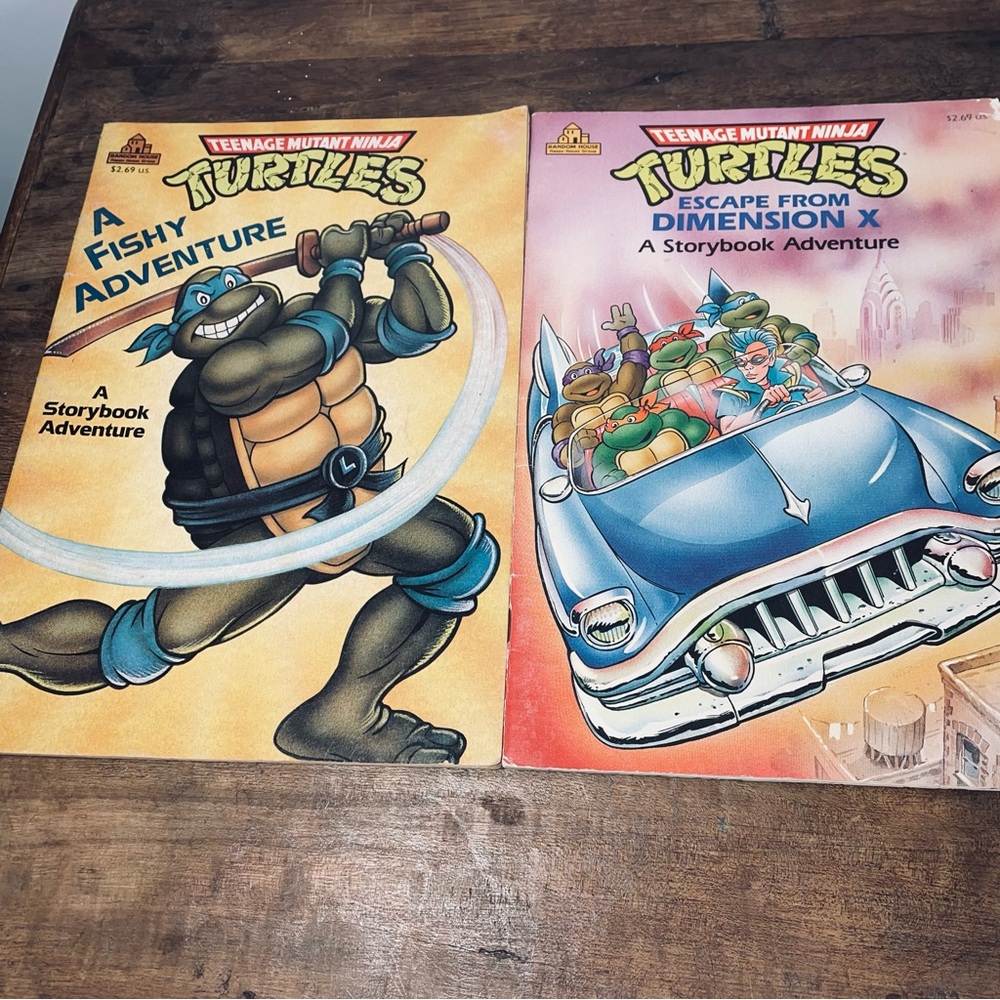 Vintage Ninja Turtles childrens reading books 1990 & 91 - Picture 1 of 9